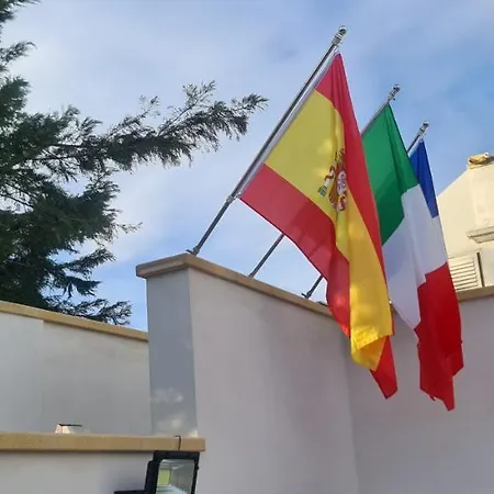 Sea And Blue Sky 2 بيت ضيافة